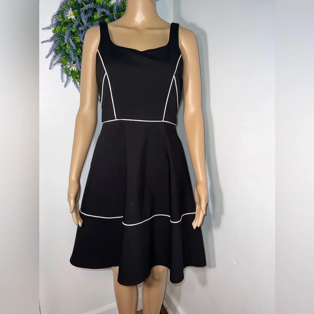 ABS, Allen Schwartz,S, sleeveless, pocketed black w/white piping, fit and flare,